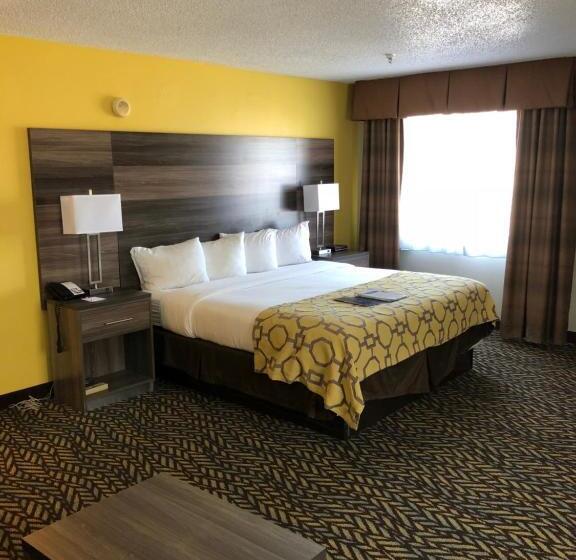 Deluxe Suite King Bed, Baymont By Wyndham Oklahoma City Airport