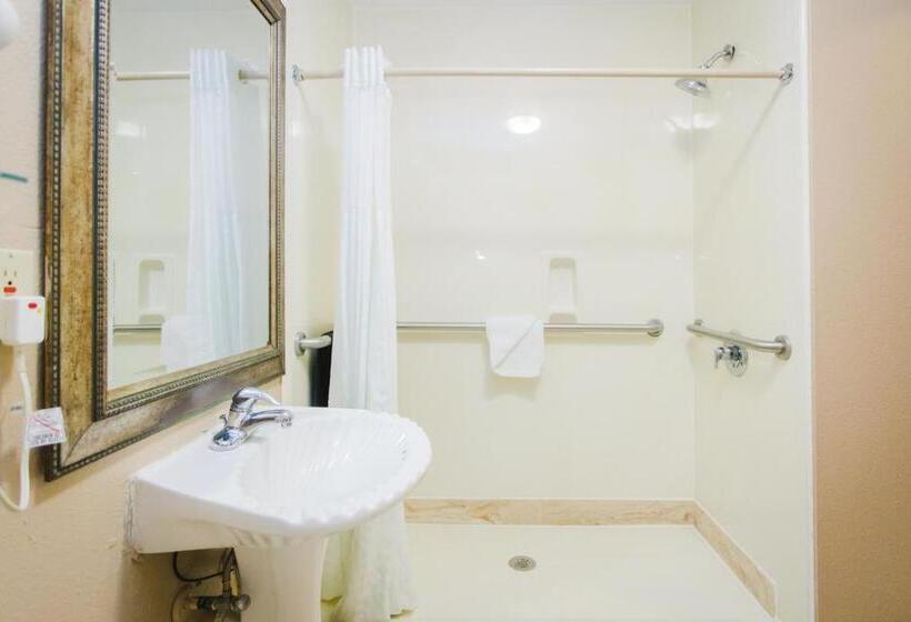 Quarto Estandar Cama King para Deficientes Físicos, Days Inn By Wyndham Rosenberg