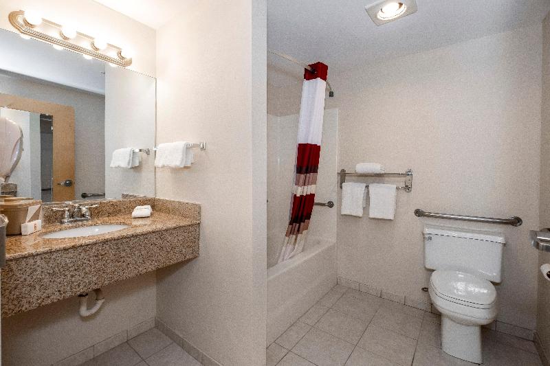 Номер Deluxe, Red Roof Inn Clifton Park
