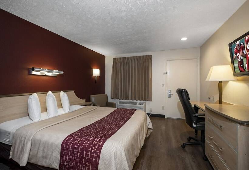 Номер Deluxe, Red Roof Inn Indianapolis  Greenwood