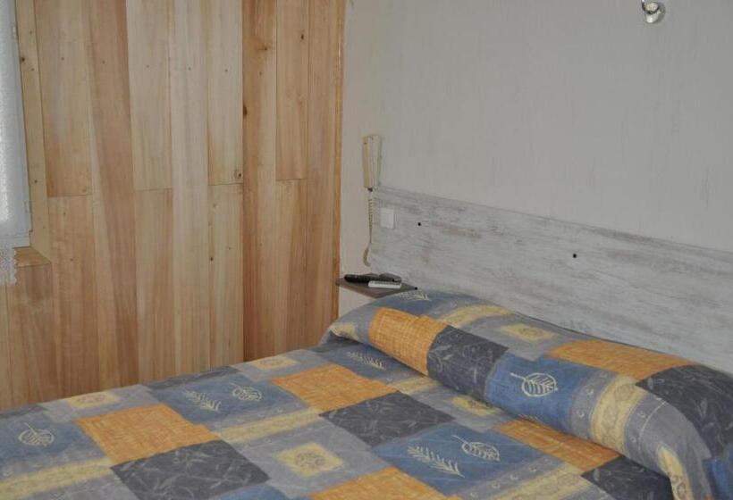 Номер Стандарт, Auberge Des Platanes