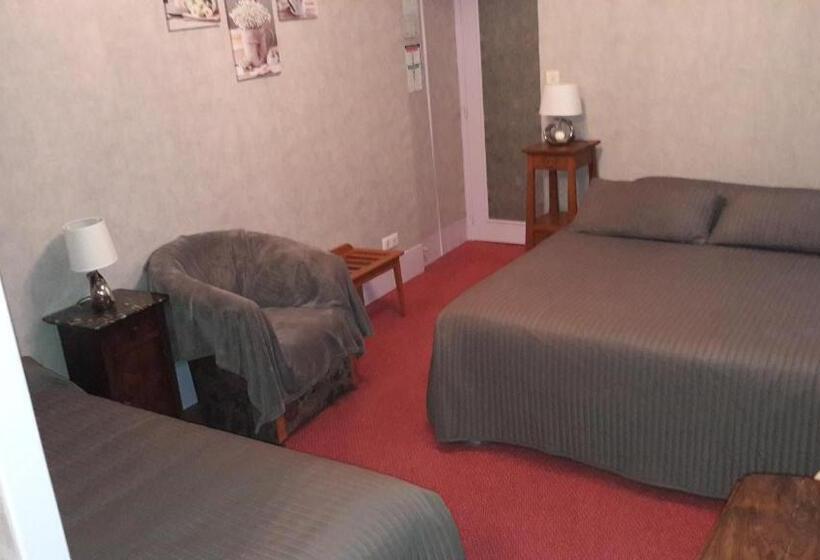 Номер Стандарт Трехместный, Logis Hôtel Le Cor D Argent