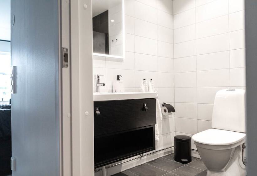 استودیوی استاندارد, Sky Hotel City Apartments