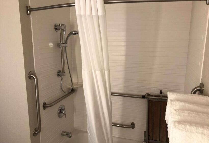 适合残疾人使用的标准间, Best Western Eau Claire South