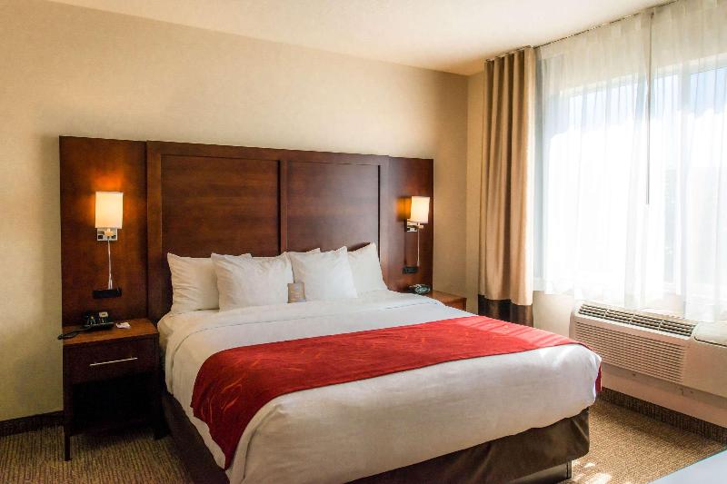 Люкс Кровать Кинг, Comfort Suites Springfield Riverbend Medical