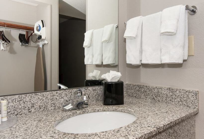 Номер Стандарт 2 Двуспальные Кровати, Courtyard By Marriott Charlotte Lake Norman