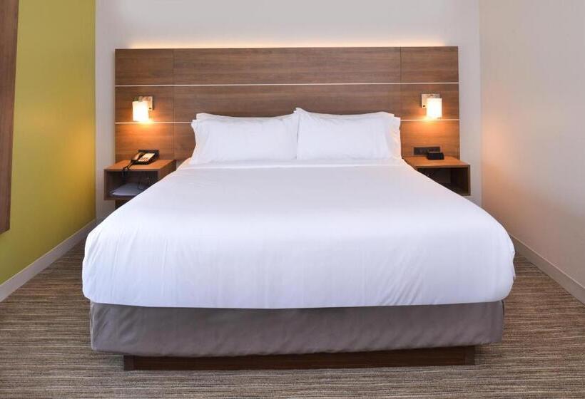 Люкс Адаптированный для Инвалидов, Holiday Inn Express & Suites   Omaha   120th And Maple, An Ihg