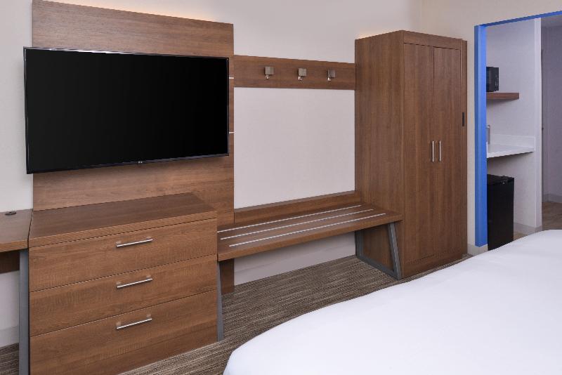 Люкс Кровать Кинг, Holiday Inn Express & Suites   Omaha   120th And Maple, An Ihg