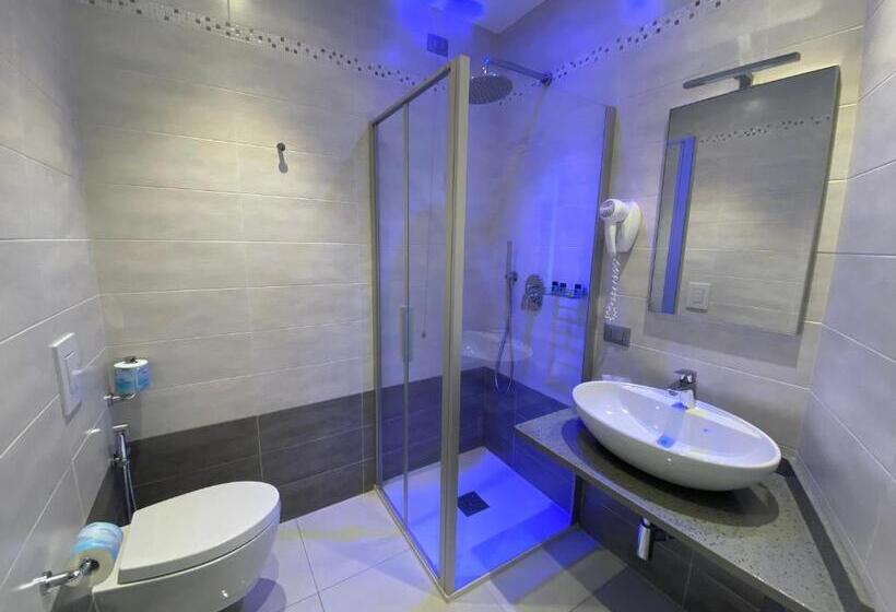 Номер Стандарт Боковой Вид на Море, Edison Hotel Seaview & Spa