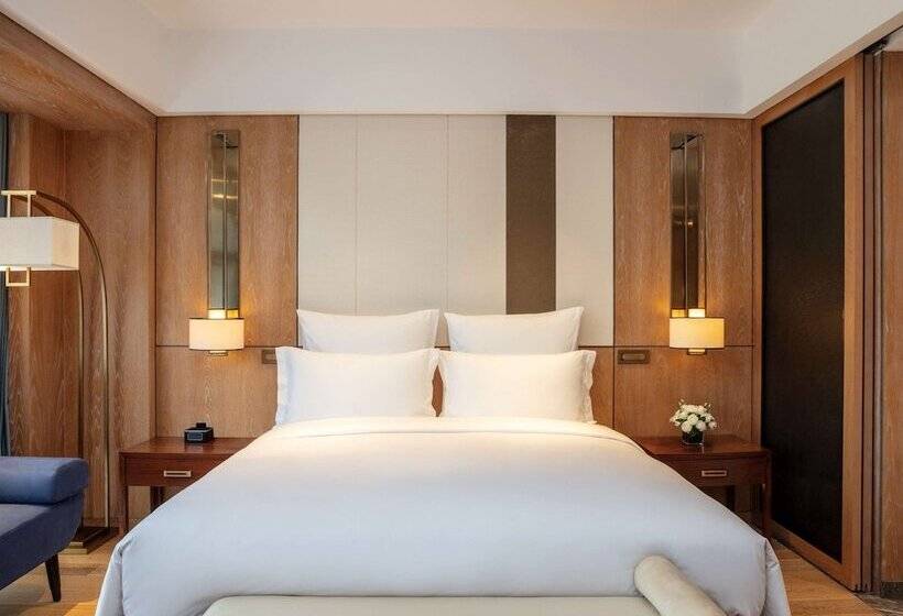 발코니 디럭스 룸, Pullman Changbaishan Resort