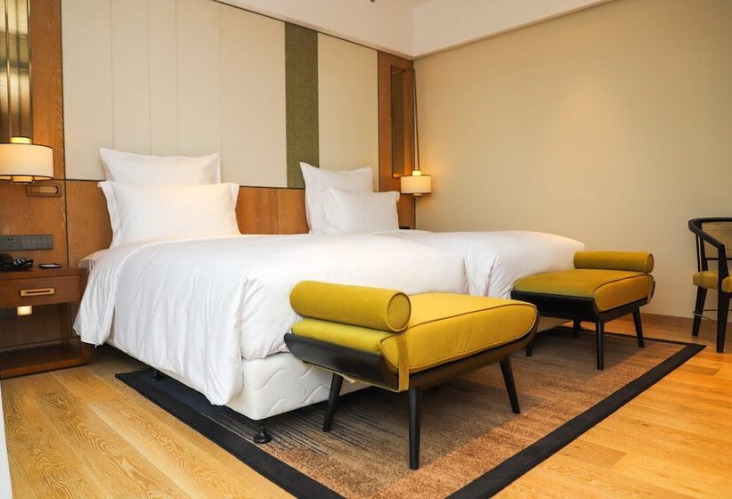 Номер Superior с Балконом, Pullman Changbaishan Resort