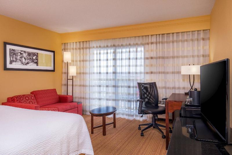 Стандартный Номер Кровать Кинг, Courtyard Hartford Manchester
