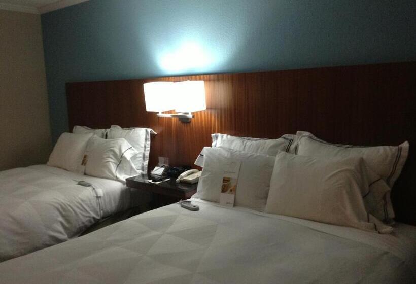 프리미엄 룸, Doubletree By Hilton Chatsworth