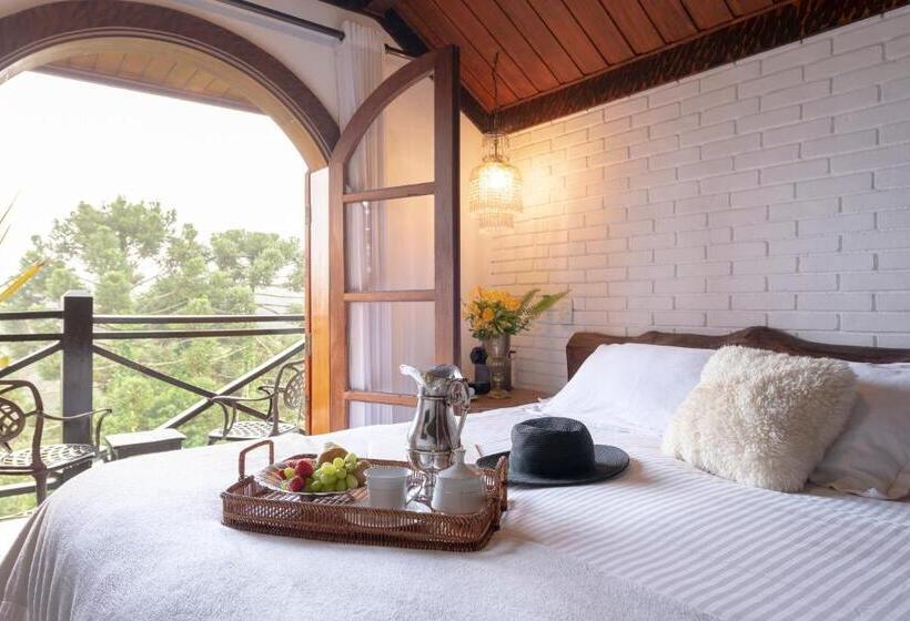 Deluxe Suite King Bed, Alma