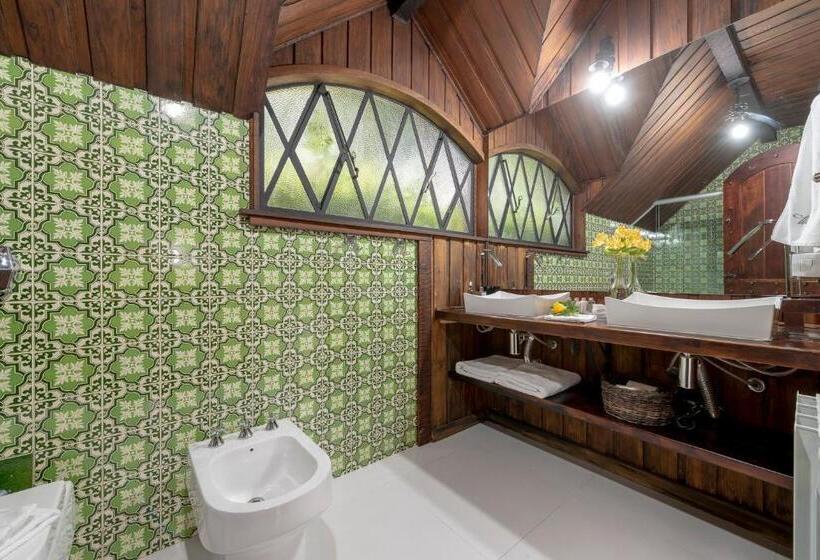 Presidential Suite, Alma