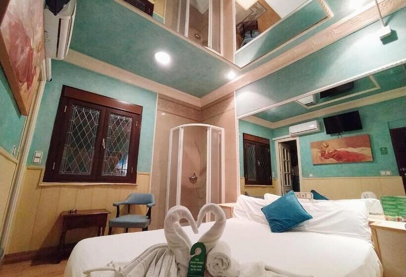 اتاق لوکس, Hostal Avenida Andalucia   Solo Adultos
