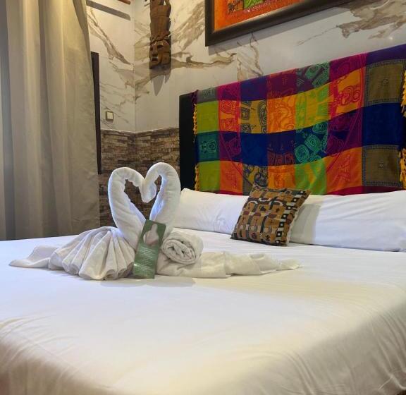 سوییت جونیور, Hostal Avenida Andalucia   Solo Adultos