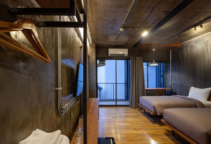 스탠다드 룸, Navakitel Design
