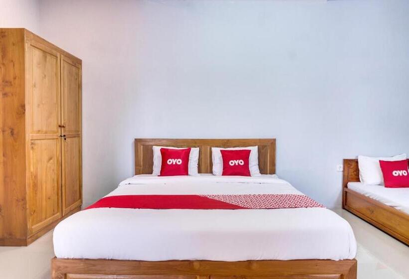 Quarto Superior, Oyo 1579 Kate El Inn