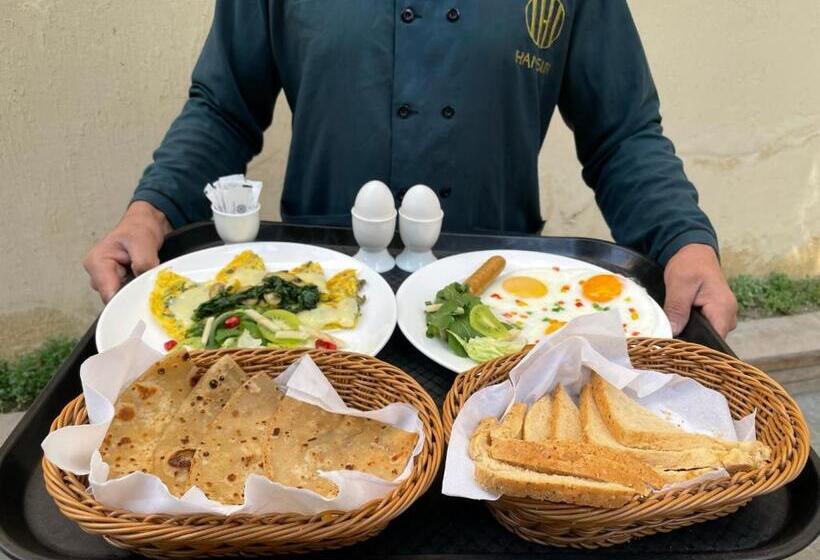 سوئیت 2 خوابه, Hamsun Shahrah E Faisal