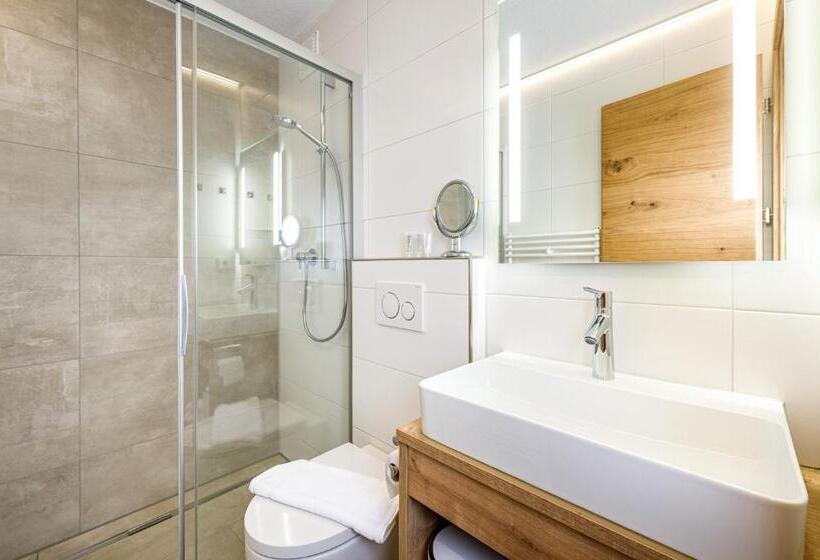 Номер Стандарт с Балконом, Landhaus Moosbrugger