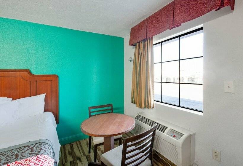 带2个双人床的标准工作室, O Columbia Downtown Near I 65
