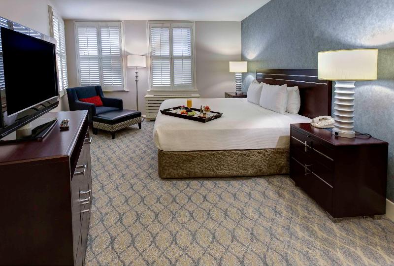 Номер Стандарт Адаптированный для Инвалидов, Days Inn By Wyndham Winston Salem North
