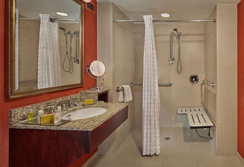 Номер Executive, Doubletree By Hilton Little Rock