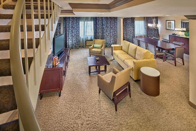 Люкс Кровать Кинг, Doubletree By Hilton Little Rock