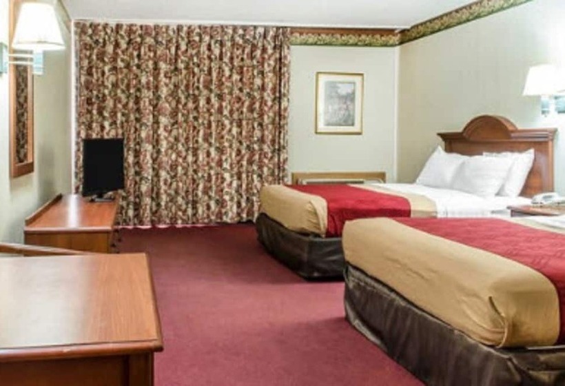 带2个双人床的标准工作室, Inn At York