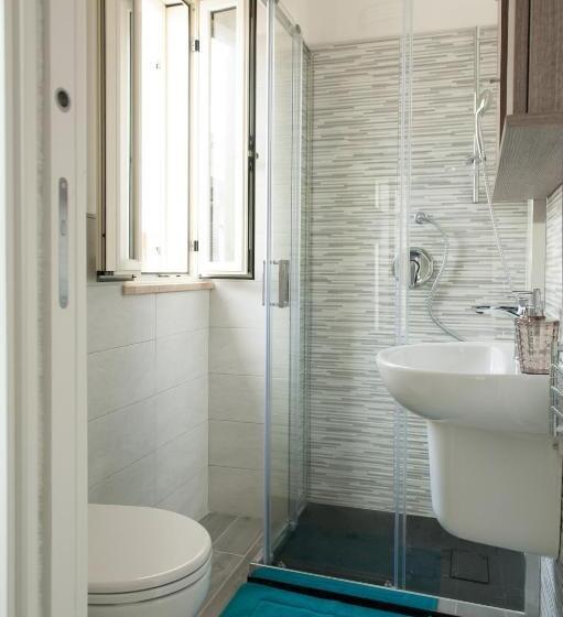 اتاق لوکس, Casa Vacanze B&b Uccialì