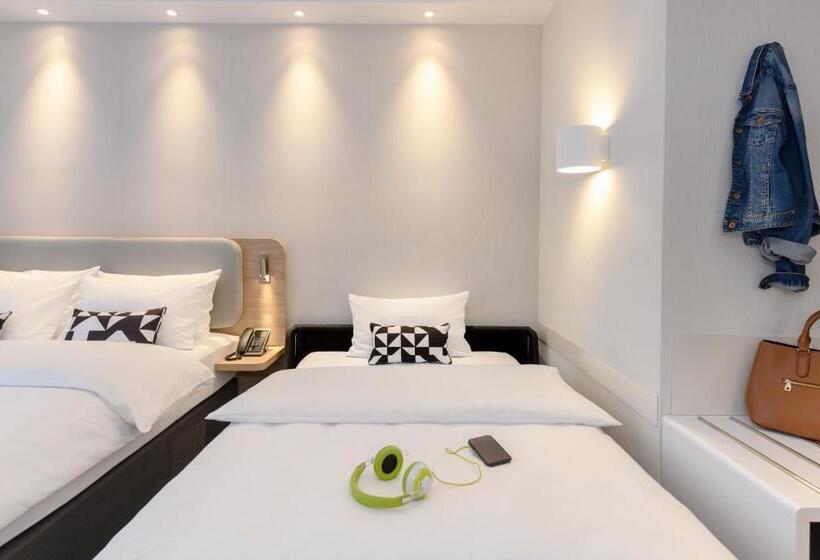 Номер Стандарт, Holiday Inn Express Göttingen, An Ihg