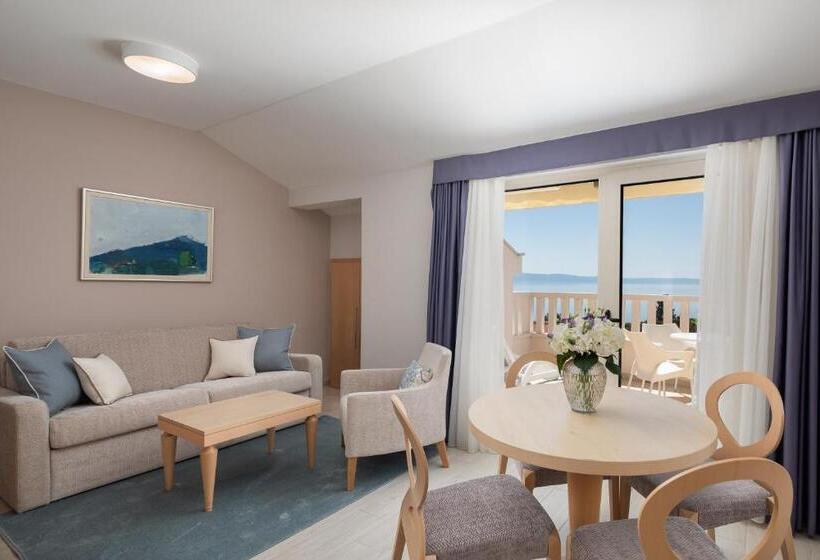 Апартаменты 1 Спальня Вид на Море, Aparthotel Flora