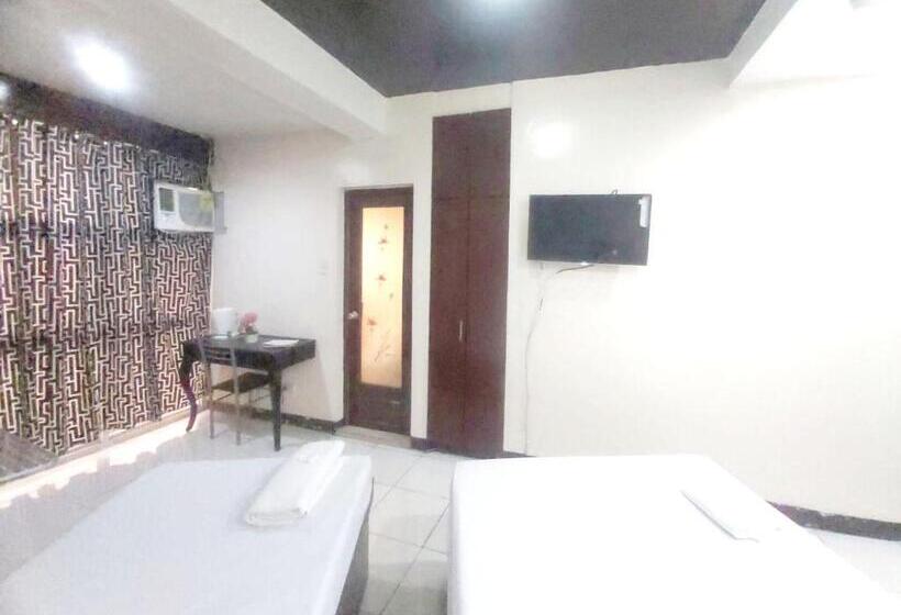 اتاق استاندارد سه نفره, Cosmo Hotel Espana Near Ust