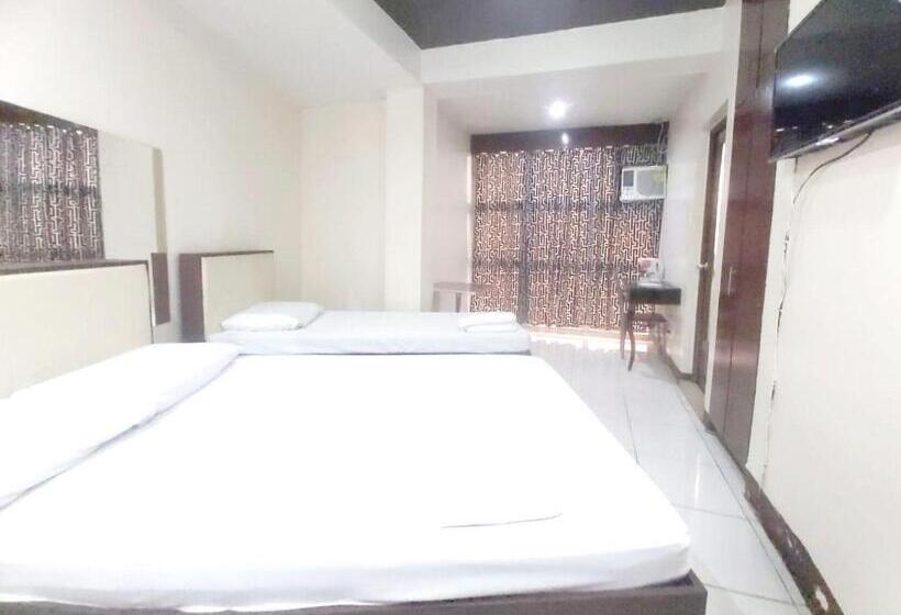 اتاق استاندارد سه نفره, Cosmo Hotel Espana Near Ust
