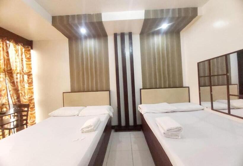 اتاق خانوادگی, Cosmo Hotel Espana Near Ust