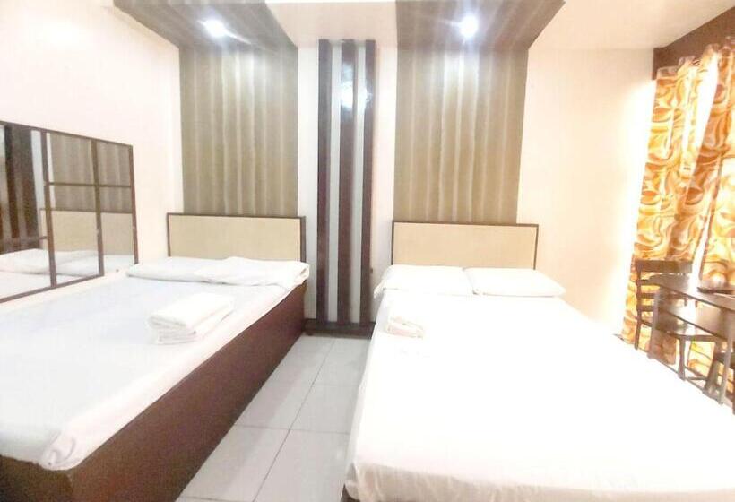 اتاق خانوادگی, Cosmo Hotel Espana Near Ust