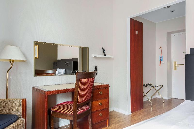 اتاق استاندارد یک نفره, Cosmo Hotel Espana Near Ust