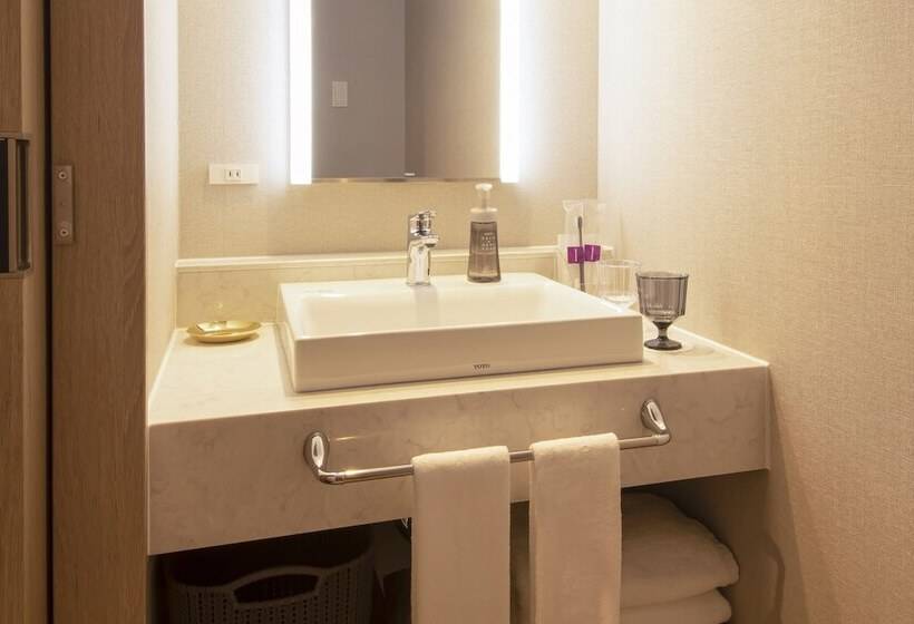 Номер Superior, Keihan Nagoya