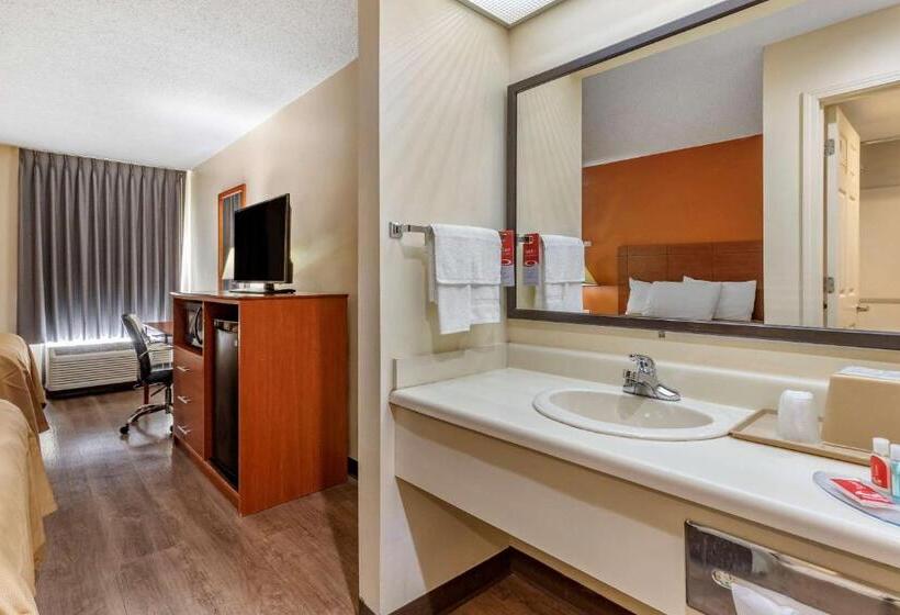 带2个双人床的标准工作室, Econo Lodge