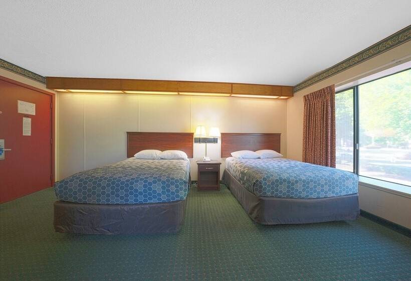 Номер Стандарт 2 Двуспальные Кровати, Broadway Inn Portland Downtown