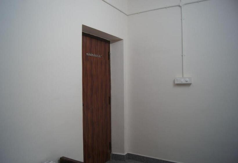 חדר סטנדרט יחיד, Cornerbunker