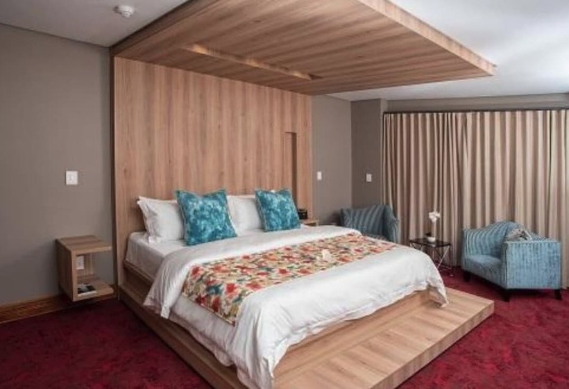 Номер Deluxe, Loch Logan
