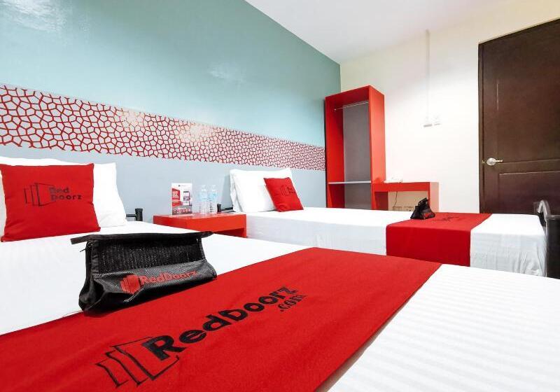 Номер Стандарт, Reddoorz Plus Near Ateneo De Davao