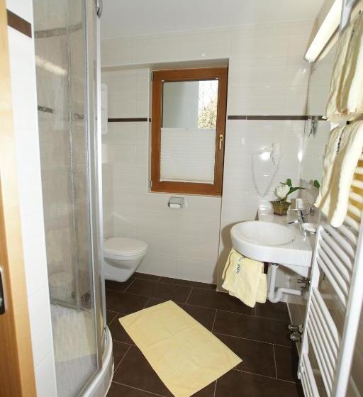 Quarto standart com varanda, Garni Erler