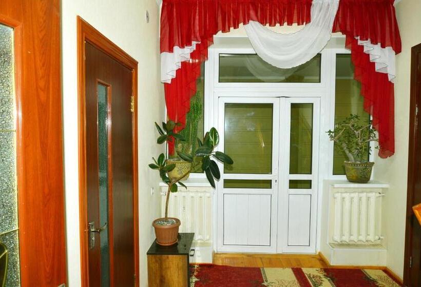 اتاق استاندارد با سرویس بهداشتی مشترک, Astoria B&b