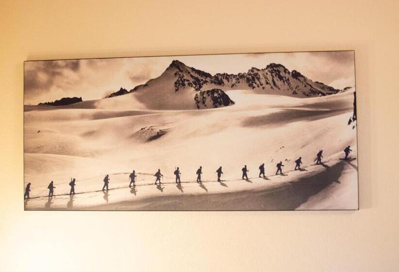 Номер Стандарт с Балконом, Garni Alpenhof