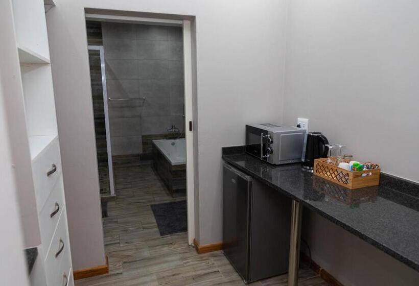 اتاق استاندارد با تخت بزرگ, Opstal Gastehuis