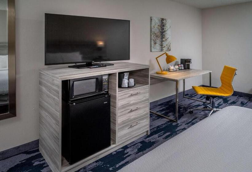스탠다드 룸 킹사이즈 침대, Best Western Plus Beckley Inn