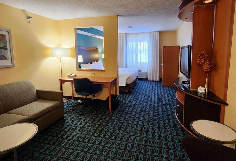Люкс Deluxe Кровать Кинг, Americinn By Wyndham St Cloud Mn Shopping Area